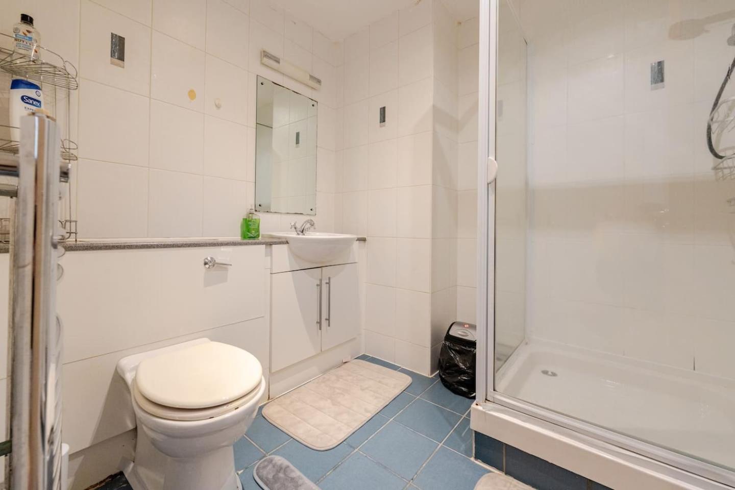 Private Room In Cardiff City Center Exterior foto